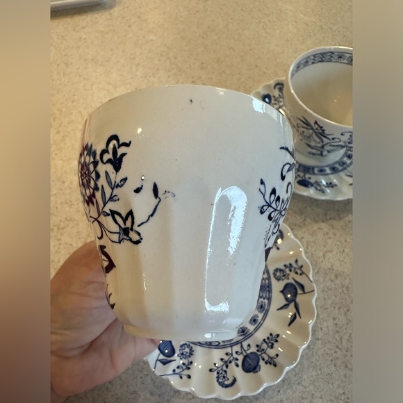 Blue Nordic by J& G Meakin classic blue onion pattern set of 2 cup and Saucers - Picture 2 of 16